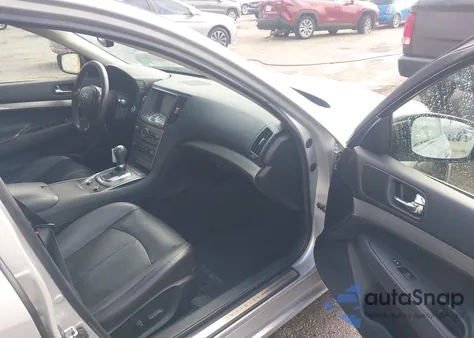 2012 Infiniti G37 Journey z USA, uszkodzony, nr VIN JN1CV6AP9CM624442